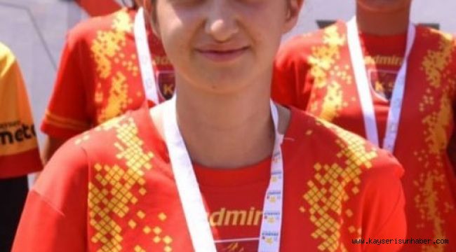 Kayseri Kadın Futbol Kulübü'nde milli gurur