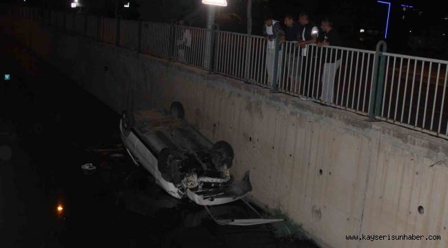 Kontrolden çıkan otomobil kanala düştü: 1 yaralı