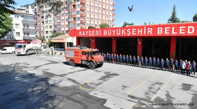 Manisa ve İzmir'deki yangınlara müdahale eden kahraman itfaiyeciler Kayseri'ye döndü