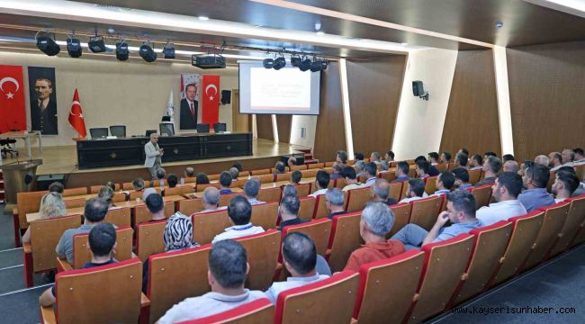 Talas Belediyesi'nden personele 'hukuki eğitim'