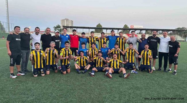 Talas Belediyespor U17 takımı Türkiye finallerine kaldı
