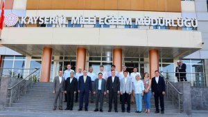 Vali Çiçek'ten İl Millî Eğitim Müdürlüğü'ne ziyaret