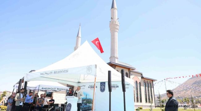 Ali Erkara Cami ibadete açıldı