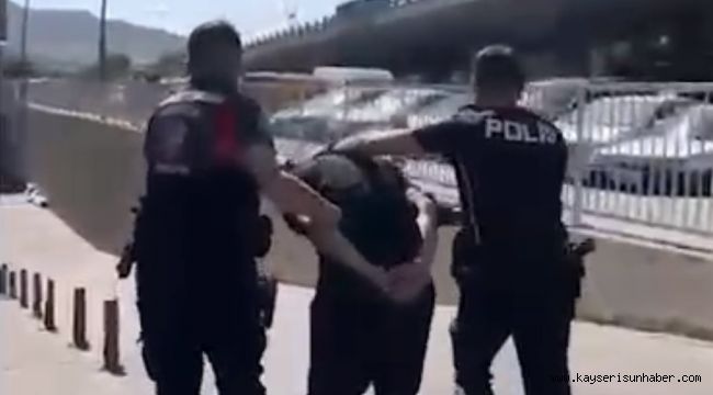 Aranan şahıs uyuşturucuyla yakalandı