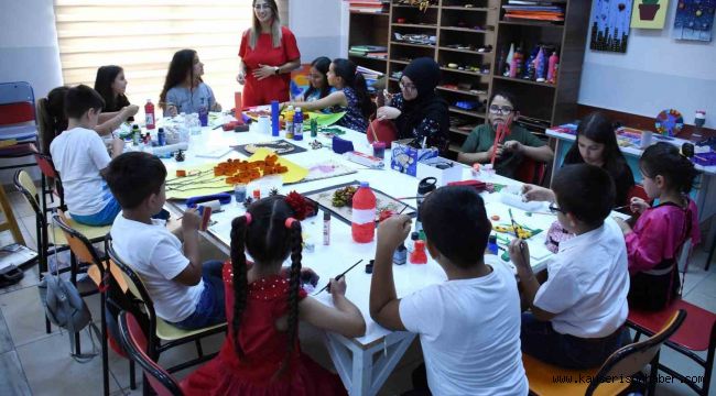 Başkan Çolakbayrakdar, "Türkiye'yi yarınlara taşıyacak nesilleri yetiştiriyoruz"