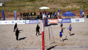 Erciyes'te plaj voleybol turnuvası tamamlandı