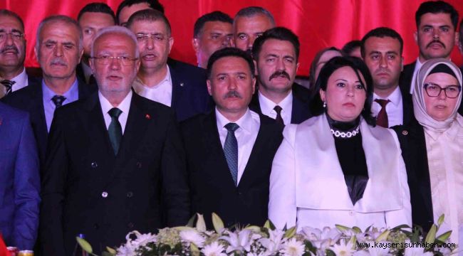 Kayseri'de coşkulu 30 Ağustos resepsiyonu