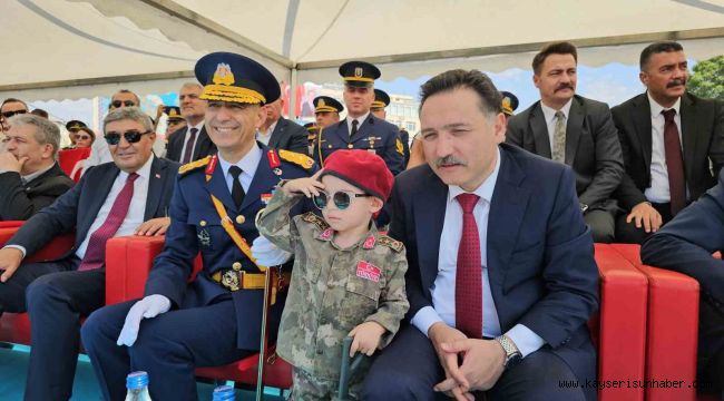 Kayseri'de Zafer Bayramı coşkusu