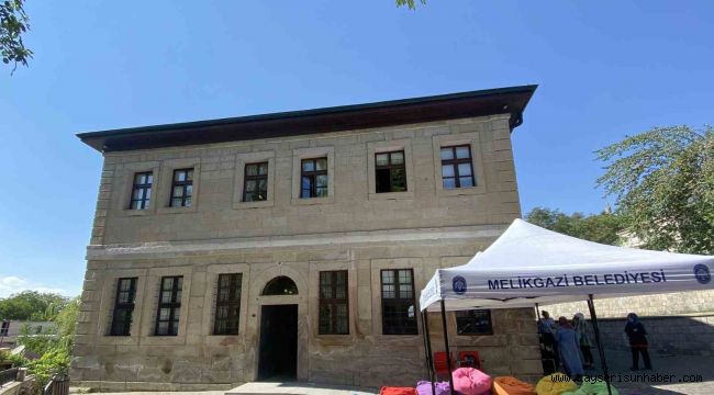 Melikgazi Belediyesi Sağlıklı Yaşam ve Farkındalık Kampı için başvurular başladı