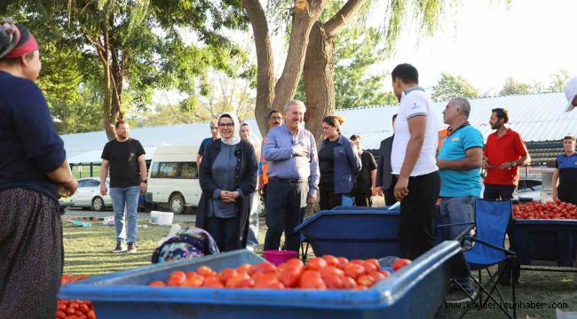 Melikgazi'de Salça günleri devam ediyor