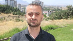 Toyota marka otomobilini servisten 17 aydır alamıyor