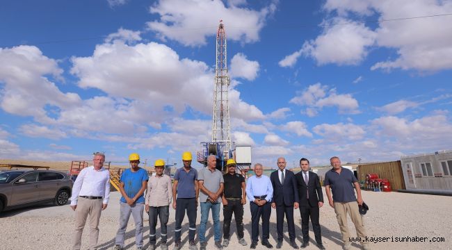 Başkan Büyükkılıç, Jeotermal Kaynaklı Sera Organize Tarım Bölgesi çalışmalarını yerinde inceledi