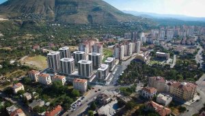 Başkan Yalçın'dan kentsel dönüşüm brifingi