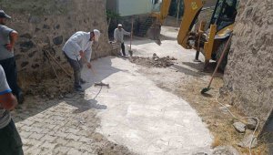Bünyan Belediyesi'nden ilçede yol ve parke çalışmaları