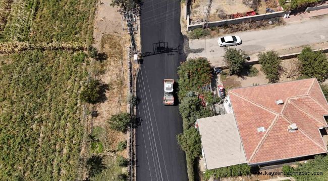 Büyükşehir'den Develi ilçesi Gazi Mahallesi'nde 8 milyon TL'lik sıcak asfalt yatırımı