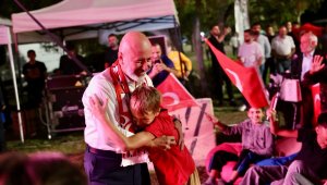 Dev ekranda milli maç heyecanı Kocasinan'da yaşandı