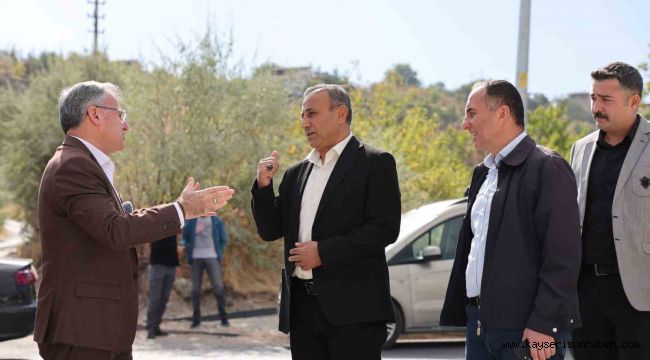 Hacılar Kayseri Caddesi'nde mesai tam gaz sürüyor