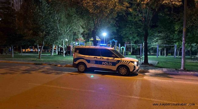 İki grup arasında bıçaklı kavga: 1 yaralı