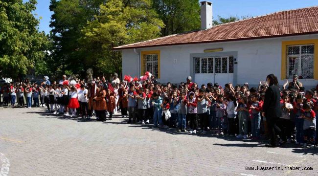 İlköğretim Haftası Tomarza'da coşkuyla kutlandı