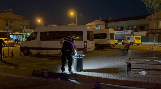 Karnından bıçaklanan taksi şoförü ağır yaralandı