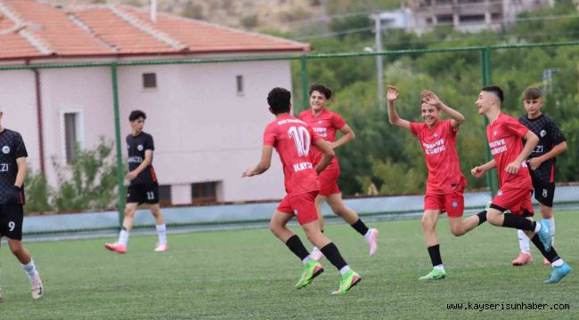 Kayseri U16 Ligi: Zeki Akpalarspor: 2 - Hacılar Erciyesspor: 2