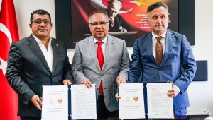 Kayserispor'dan öğrencilere kombine jesti