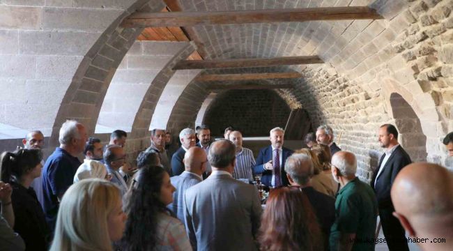 Melikgazi Belediyesi'nin vizyon projesi "Gön Han", Kent Konseyi'ni ağırladı