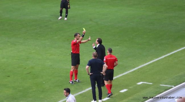 Muhammed Türkmen yine kırmızı kart gördü