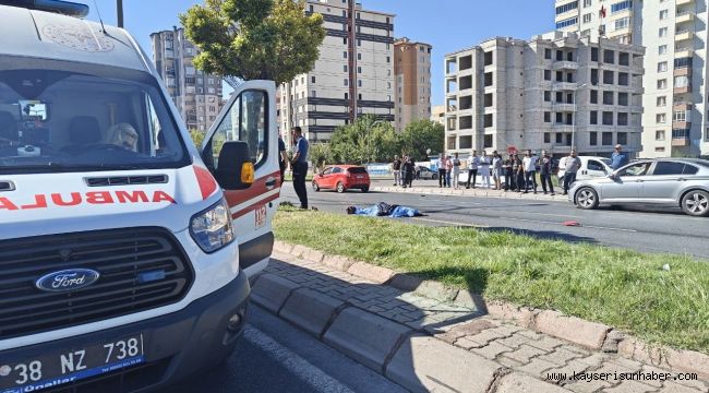 Otomobil ile motosiklet çarpıştı: 1 kişi hayatını kaybetti