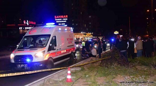 Otomobilin çarptığı yaşlı adam hayatını kaybetti