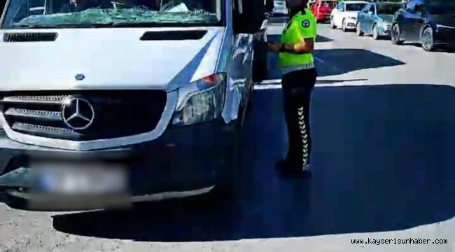 Polis ekiplerinden okul servislerine denetim: 826 servis kontrol edildi