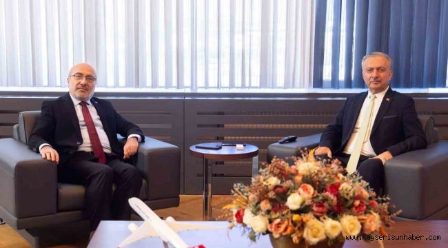 Rektör Kurtuluş Karamustafa'dan Erzincan Binali Yıldırım Üniversitesi'ne ziyaret