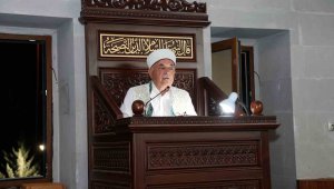 Talas'ta Kandil Gecesi dualarla ihya edildi