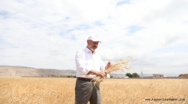 Başkan Çolakbayrakdar: "Yerelden Türkiye'ye model olacak işler yapıyoruz"