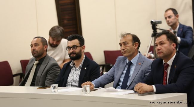 Başkan Çolakbayrakdar: Sporun ve sporcunun her zaman yanındayız"