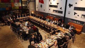 Başkan Özdoğan'dan Hacılar iş dünyası ile gelecek istişaresi