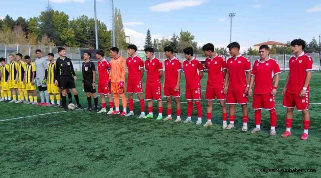 Gelişim Ligi U-17: Talas Belediyespor: 0 - Sivasspor: 4