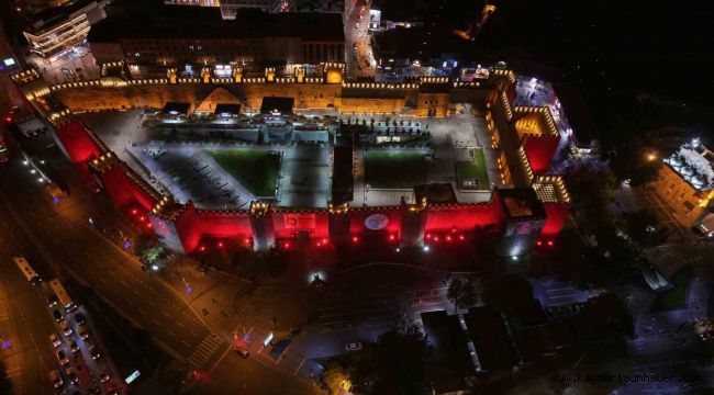 Kayseri Kalesi LED ile aydınlatıldı