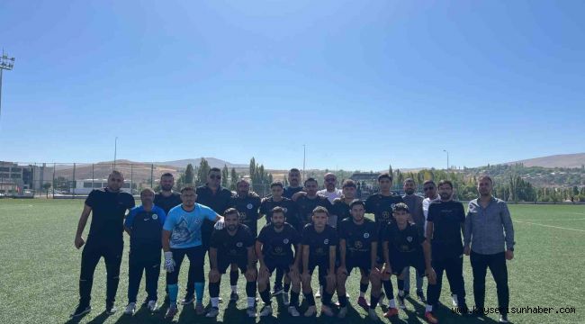 Kayseri Ülküspor 4'de 4 yaptı
