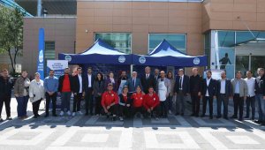 KAYÜ'lü öğrencilere sıcak karşılama