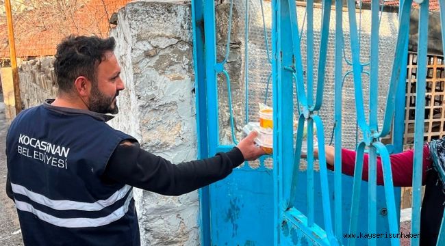 Kocasinan'da gönüller kazanılıyor: her gün 4 çeşit sıcak yemek evlere ulaşıyor