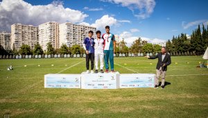 Kutay Tek Antalya'dan çifte madalya ile döndü