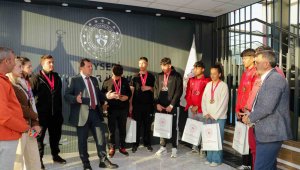 Şampiyon Paten takımından ziyaret