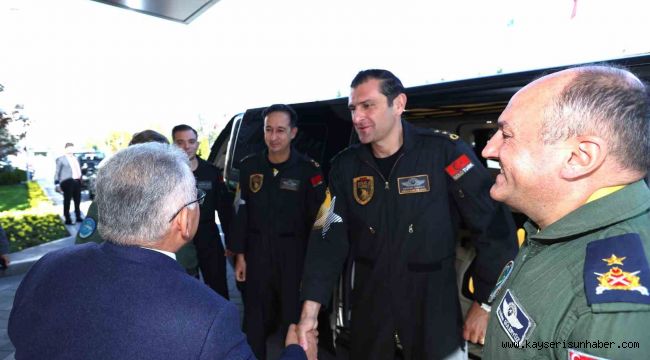 SOLOTÜRK'ten Başkan Büyükkılıç'a ziyaret