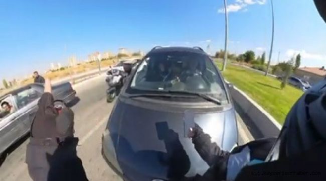 Trafikteki kavgada gözaltına alınan 2 şahıs serbest bırakıldı