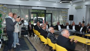 Ulu Çınarlar Yaşlı Yaşam ve Dayanışma Merkezi'ne Hollandalı akademisyenlerden ziyaret