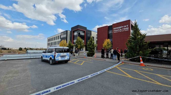 Üniversitede cinayet: Fakülte önünde eski eşi tarafından vurulan kadın hayatını kaybetti