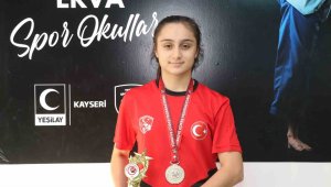 Yeşilay ERVA'dan Balkan Şampiyonası'na