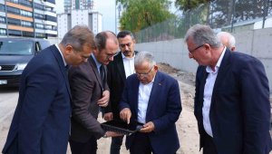 Başkan Büyükkılıç: "Kartal Kavşağı'na alternatif yolları açıyoruz"
