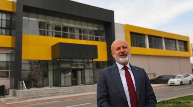 Başkan Çolakbayrakdar: "Sosyal tesislerle hemşehrilerimizin hayatına değer katıyoruz"